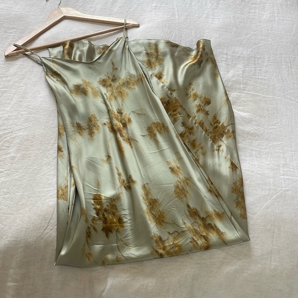 Reformation - Parma Silk Dress - Picture 5 of 5